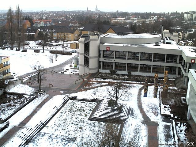 Foto der Webcam: Verwaltungsgeb&auml;ude, Innenhof mit Audimax, H&ouml;rsaal-Geb&auml;ude 1