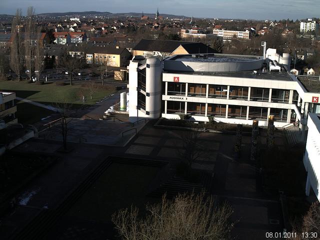 Foto der Webcam: Verwaltungsgeb&auml;ude, Innenhof mit Audimax, H&ouml;rsaal-Geb&auml;ude 1