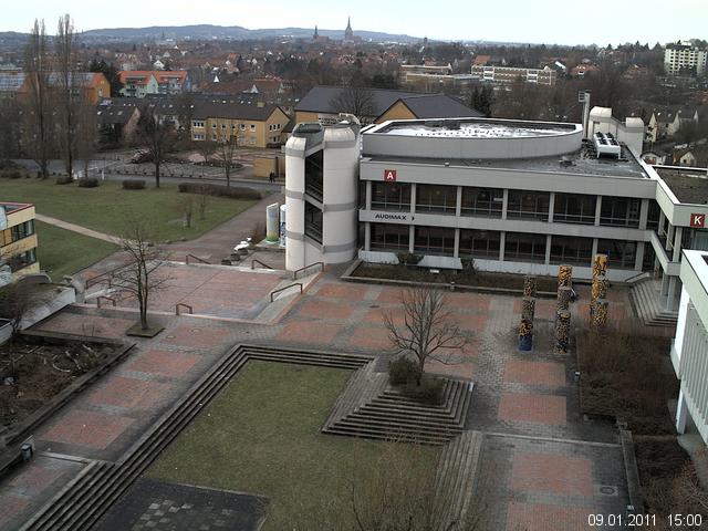 Foto der Webcam: Verwaltungsgeb&auml;ude, Innenhof mit Audimax, H&ouml;rsaal-Geb&auml;ude 1