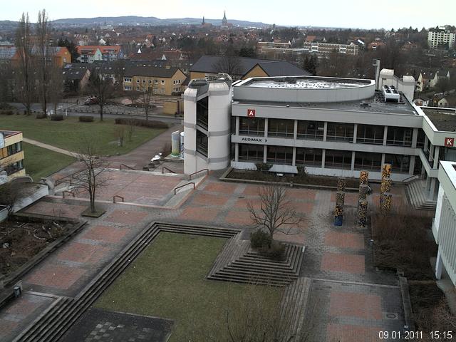 Foto der Webcam: Verwaltungsgeb&auml;ude, Innenhof mit Audimax, H&ouml;rsaal-Geb&auml;ude 1