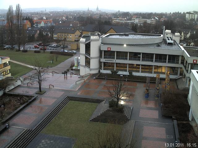 Foto der Webcam: Verwaltungsgeb&auml;ude, Innenhof mit Audimax, H&ouml;rsaal-Geb&auml;ude 1