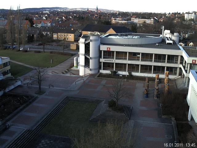 Foto der Webcam: Verwaltungsgeb&auml;ude, Innenhof mit Audimax, H&ouml;rsaal-Geb&auml;ude 1