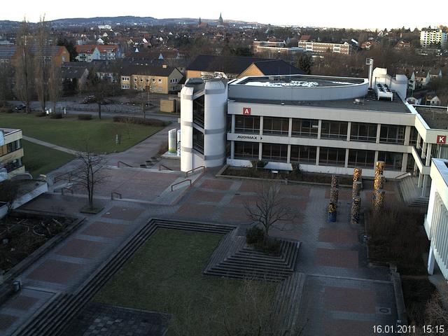 Foto der Webcam: Verwaltungsgeb&auml;ude, Innenhof mit Audimax, H&ouml;rsaal-Geb&auml;ude 1