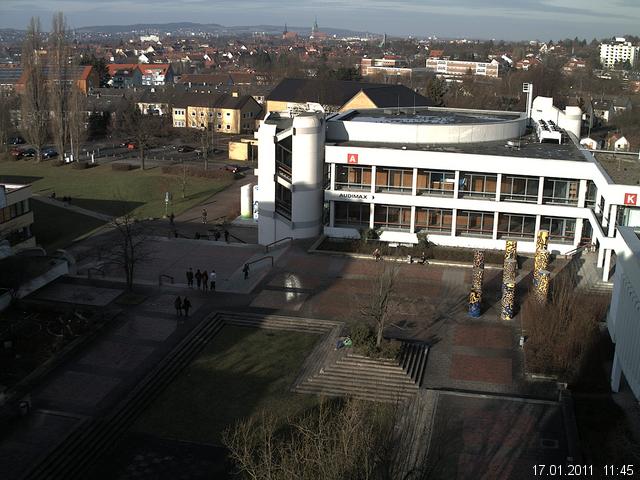 Foto der Webcam: Verwaltungsgeb&auml;ude, Innenhof mit Audimax, H&ouml;rsaal-Geb&auml;ude 1