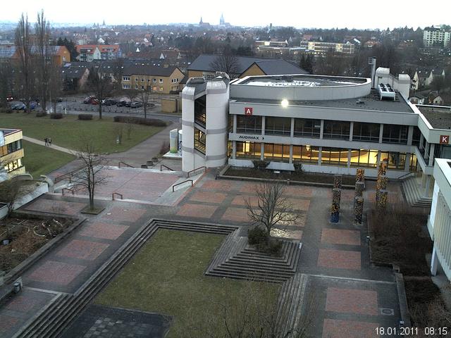 Foto der Webcam: Verwaltungsgeb&auml;ude, Innenhof mit Audimax, H&ouml;rsaal-Geb&auml;ude 1