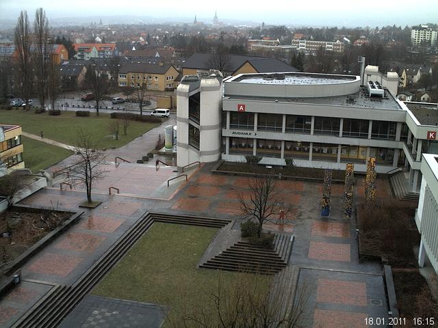 Foto der Webcam: Verwaltungsgeb&auml;ude, Innenhof mit Audimax, H&ouml;rsaal-Geb&auml;ude 1