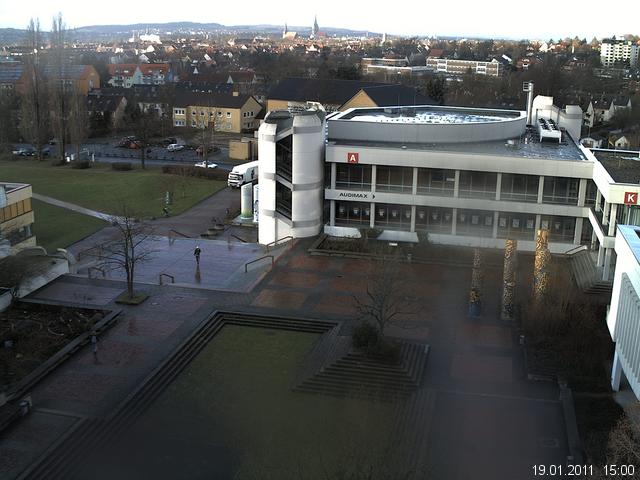 Foto der Webcam: Verwaltungsgeb&auml;ude, Innenhof mit Audimax, H&ouml;rsaal-Geb&auml;ude 1