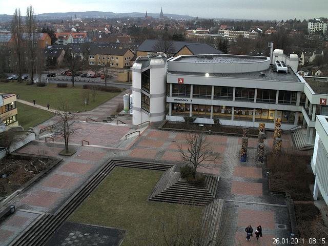 Foto der Webcam: Verwaltungsgeb&auml;ude, Innenhof mit Audimax, H&ouml;rsaal-Geb&auml;ude 1