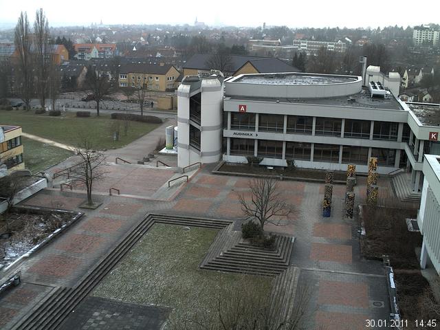 Foto der Webcam: Verwaltungsgeb&auml;ude, Innenhof mit Audimax, H&ouml;rsaal-Geb&auml;ude 1