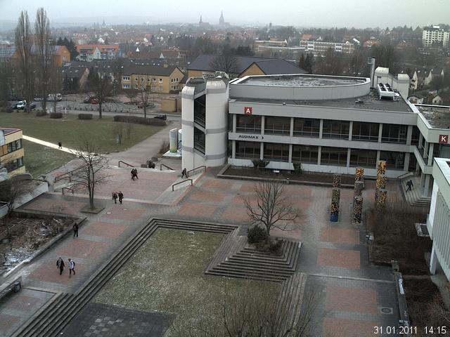 Foto der Webcam: Verwaltungsgeb&auml;ude, Innenhof mit Audimax, H&ouml;rsaal-Geb&auml;ude 1