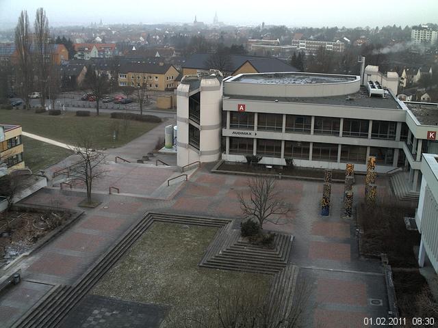Foto der Webcam: Verwaltungsgeb&auml;ude, Innenhof mit Audimax, H&ouml;rsaal-Geb&auml;ude 1