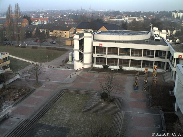 Foto der Webcam: Verwaltungsgeb&auml;ude, Innenhof mit Audimax, H&ouml;rsaal-Geb&auml;ude 1