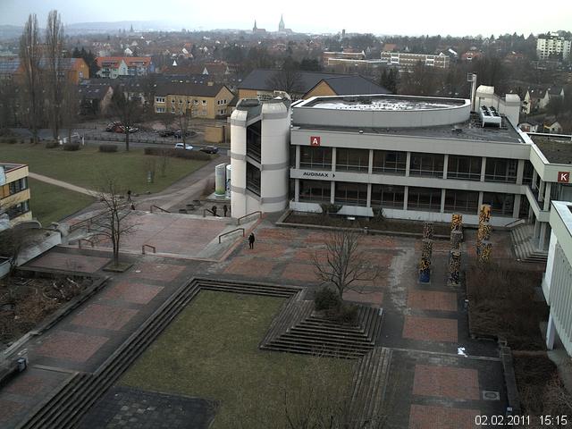 Foto der Webcam: Verwaltungsgeb&auml;ude, Innenhof mit Audimax, H&ouml;rsaal-Geb&auml;ude 1
