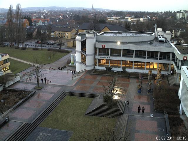 Foto der Webcam: Verwaltungsgeb&auml;ude, Innenhof mit Audimax, H&ouml;rsaal-Geb&auml;ude 1