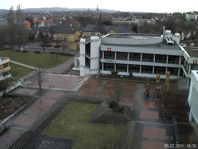 Foto der Webcam: Verwaltungsgeb&auml;ude, Innenhof mit Audimax, H&ouml;rsaal-Geb&auml;ude 1