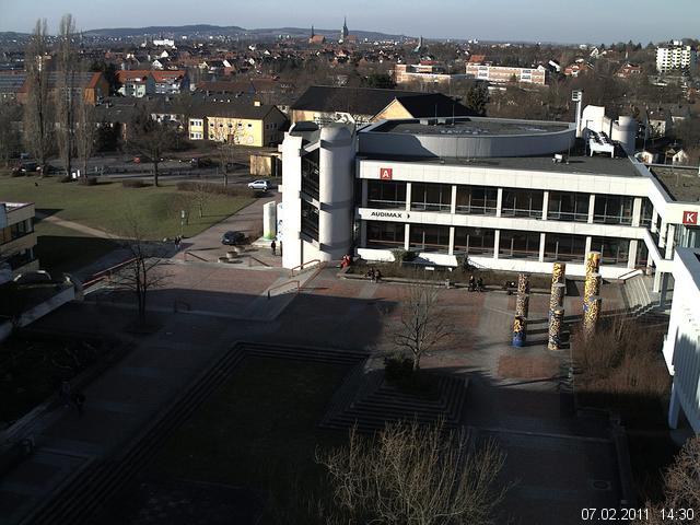 Foto der Webcam: Verwaltungsgeb&auml;ude, Innenhof mit Audimax, H&ouml;rsaal-Geb&auml;ude 1