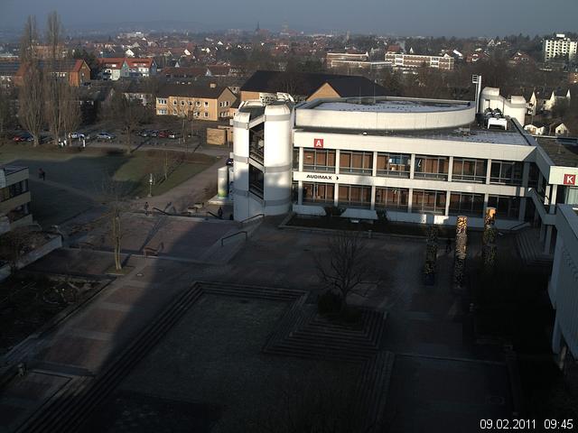 Foto der Webcam: Verwaltungsgeb&auml;ude, Innenhof mit Audimax, H&ouml;rsaal-Geb&auml;ude 1