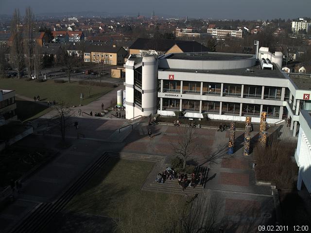 Foto der Webcam: Verwaltungsgeb&auml;ude, Innenhof mit Audimax, H&ouml;rsaal-Geb&auml;ude 1