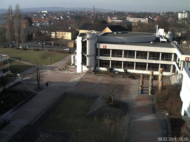 Foto der Webcam: Verwaltungsgeb&auml;ude, Innenhof mit Audimax, H&ouml;rsaal-Geb&auml;ude 1