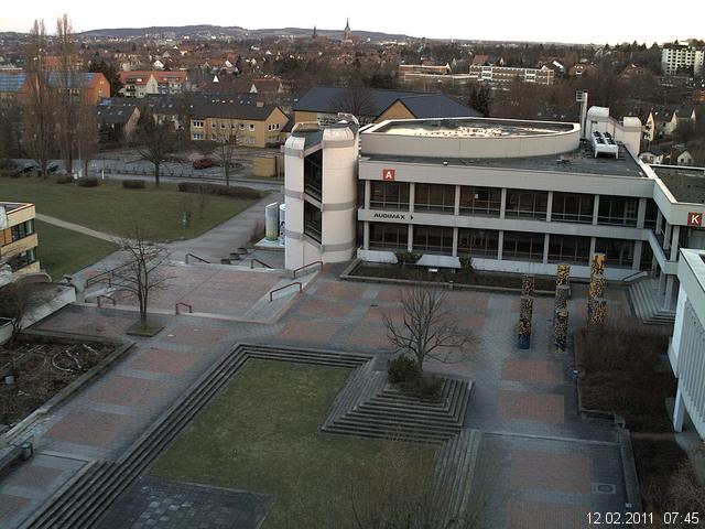 Foto der Webcam: Verwaltungsgeb&auml;ude, Innenhof mit Audimax, H&ouml;rsaal-Geb&auml;ude 1