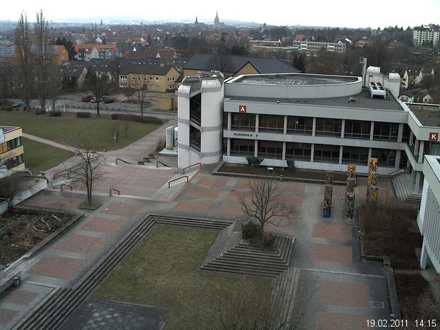 Foto der Webcam: Verwaltungsgeb&auml;ude, Innenhof mit Audimax, H&ouml;rsaal-Geb&auml;ude 1