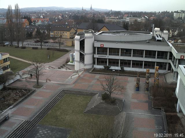 Foto der Webcam: Verwaltungsgeb&auml;ude, Innenhof mit Audimax, H&ouml;rsaal-Geb&auml;ude 1