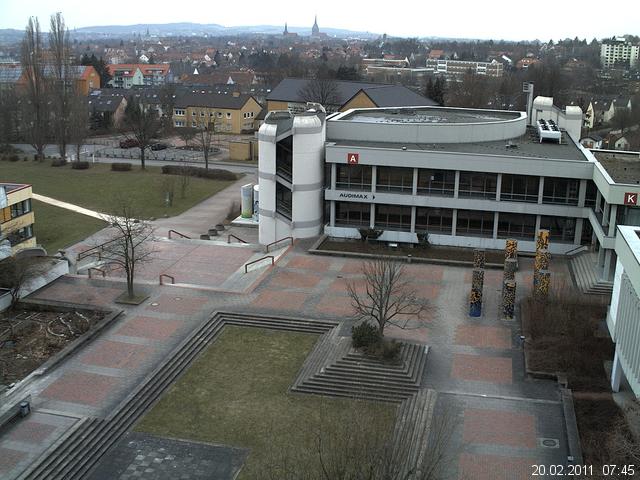 Foto der Webcam: Verwaltungsgeb&auml;ude, Innenhof mit Audimax, H&ouml;rsaal-Geb&auml;ude 1