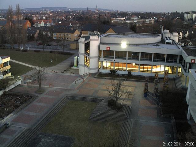 Foto der Webcam: Verwaltungsgeb&auml;ude, Innenhof mit Audimax, H&ouml;rsaal-Geb&auml;ude 1