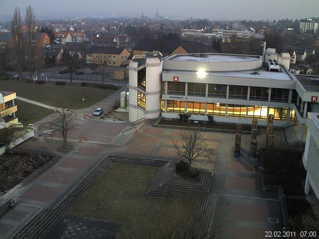 Foto der Webcam: Verwaltungsgeb&auml;ude, Innenhof mit Audimax, H&ouml;rsaal-Geb&auml;ude 1