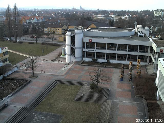 Foto der Webcam: Verwaltungsgeb&auml;ude, Innenhof mit Audimax, H&ouml;rsaal-Geb&auml;ude 1