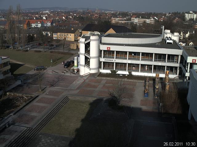 Foto der Webcam: Verwaltungsgeb&auml;ude, Innenhof mit Audimax, H&ouml;rsaal-Geb&auml;ude 1