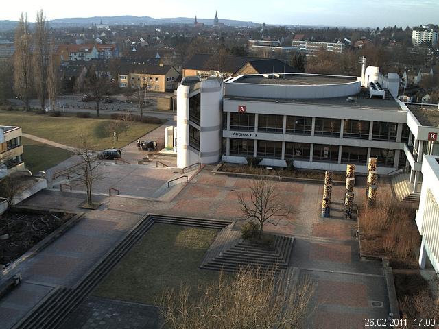 Foto der Webcam: Verwaltungsgeb&auml;ude, Innenhof mit Audimax, H&ouml;rsaal-Geb&auml;ude 1