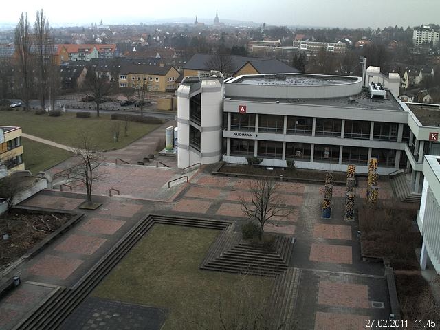 Foto der Webcam: Verwaltungsgeb&auml;ude, Innenhof mit Audimax, H&ouml;rsaal-Geb&auml;ude 1