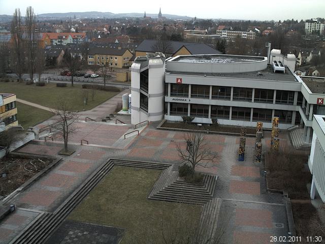 Foto der Webcam: Verwaltungsgeb&auml;ude, Innenhof mit Audimax, H&ouml;rsaal-Geb&auml;ude 1