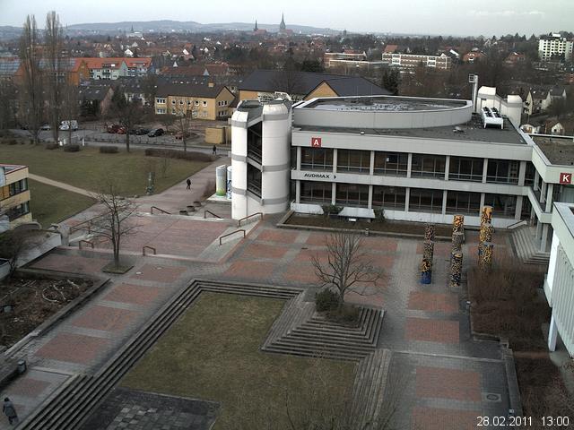 Foto der Webcam: Verwaltungsgeb&auml;ude, Innenhof mit Audimax, H&ouml;rsaal-Geb&auml;ude 1