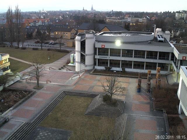 Foto der Webcam: Verwaltungsgeb&auml;ude, Innenhof mit Audimax, H&ouml;rsaal-Geb&auml;ude 1