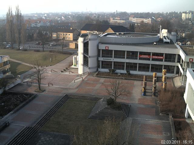 Foto der Webcam: Verwaltungsgeb&auml;ude, Innenhof mit Audimax, H&ouml;rsaal-Geb&auml;ude 1