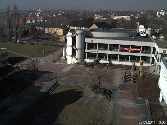 Foto der Webcam: Verwaltungsgeb&auml;ude, Innenhof mit Audimax, H&ouml;rsaal-Geb&auml;ude 1