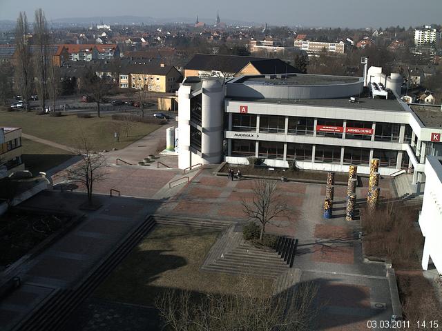 Foto der Webcam: Verwaltungsgeb&auml;ude, Innenhof mit Audimax, H&ouml;rsaal-Geb&auml;ude 1
