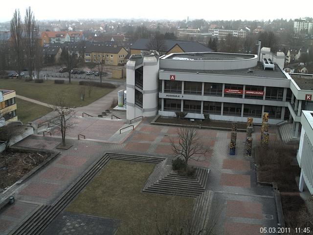 Foto der Webcam: Verwaltungsgeb&auml;ude, Innenhof mit Audimax, H&ouml;rsaal-Geb&auml;ude 1