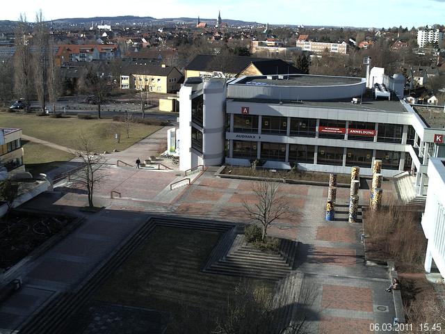 Foto der Webcam: Verwaltungsgeb&auml;ude, Innenhof mit Audimax, H&ouml;rsaal-Geb&auml;ude 1