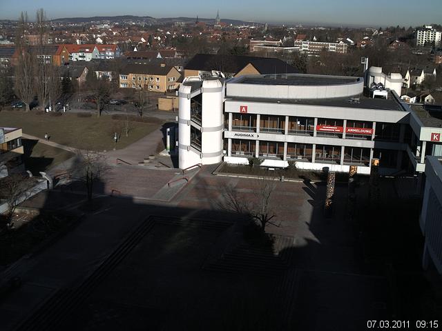Foto der Webcam: Verwaltungsgeb&auml;ude, Innenhof mit Audimax, H&ouml;rsaal-Geb&auml;ude 1