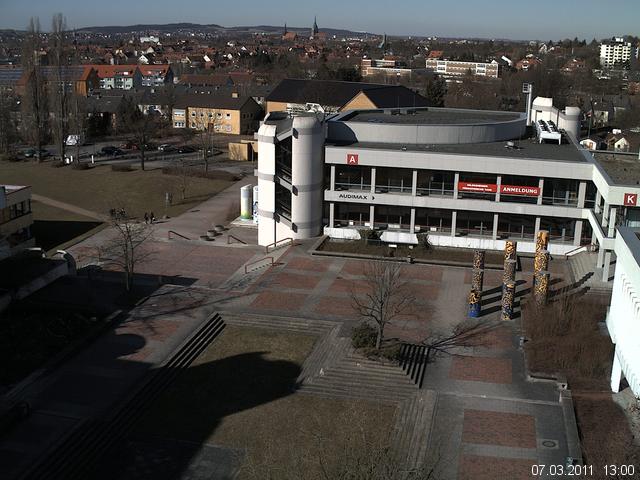 Foto der Webcam: Verwaltungsgeb&auml;ude, Innenhof mit Audimax, H&ouml;rsaal-Geb&auml;ude 1