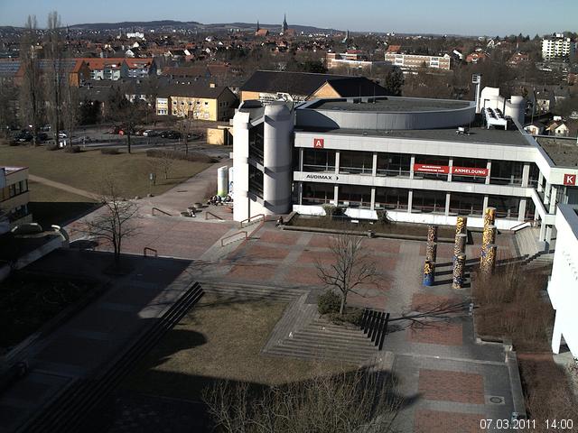 Foto der Webcam: Verwaltungsgeb&auml;ude, Innenhof mit Audimax, H&ouml;rsaal-Geb&auml;ude 1