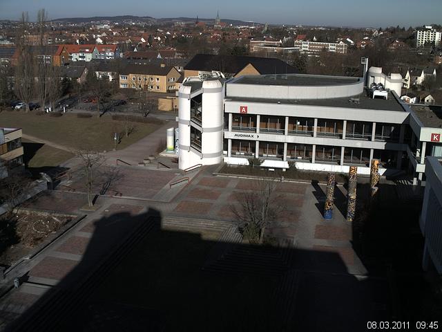 Foto der Webcam: Verwaltungsgeb&auml;ude, Innenhof mit Audimax, H&ouml;rsaal-Geb&auml;ude 1