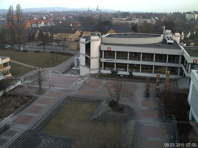 Foto der Webcam: Verwaltungsgeb&auml;ude, Innenhof mit Audimax, H&ouml;rsaal-Geb&auml;ude 1