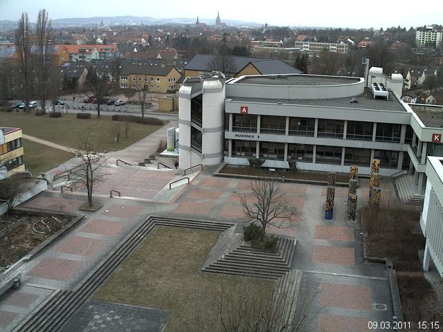 Foto der Webcam: Verwaltungsgeb&auml;ude, Innenhof mit Audimax, H&ouml;rsaal-Geb&auml;ude 1