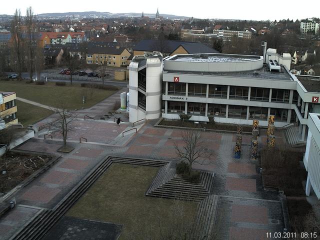 Foto der Webcam: Verwaltungsgeb&auml;ude, Innenhof mit Audimax, H&ouml;rsaal-Geb&auml;ude 1