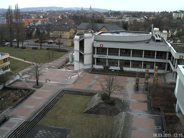 Foto der Webcam: Verwaltungsgeb&auml;ude, Innenhof mit Audimax, H&ouml;rsaal-Geb&auml;ude 1