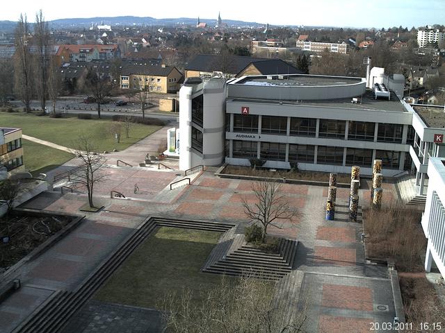 Foto der Webcam: Verwaltungsgeb&auml;ude, Innenhof mit Audimax, H&ouml;rsaal-Geb&auml;ude 1